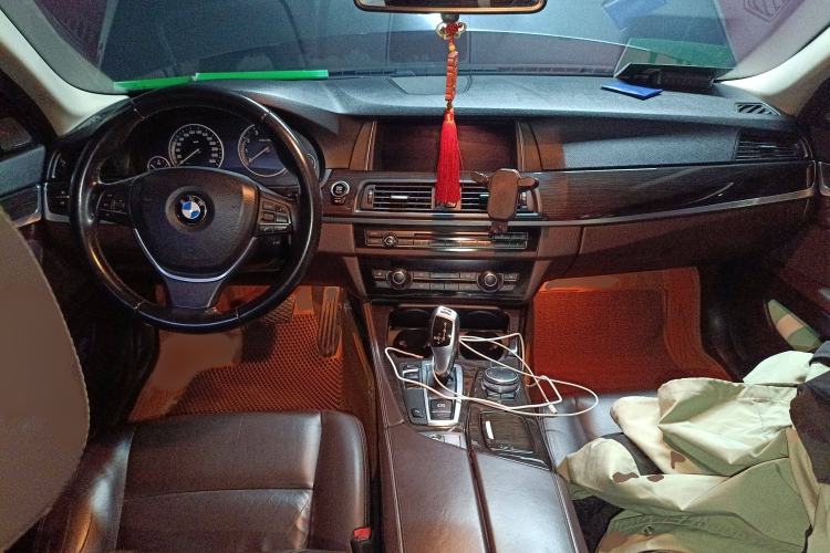 Used BMW 5 Series 2014 525Li Luxury Design Package
