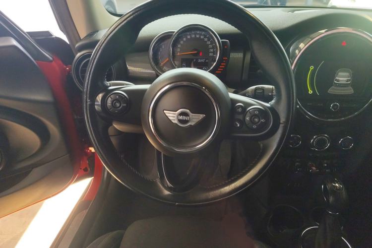 Used  MINI 2016 1.5T COOPER
