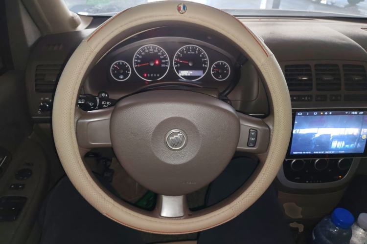 Used Buick GL8 2014 2.4L Classic Edition
