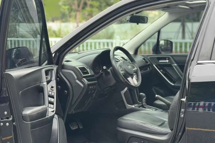 Used Subaru Forester 2016 2.0i Fashion Navigation Edition
