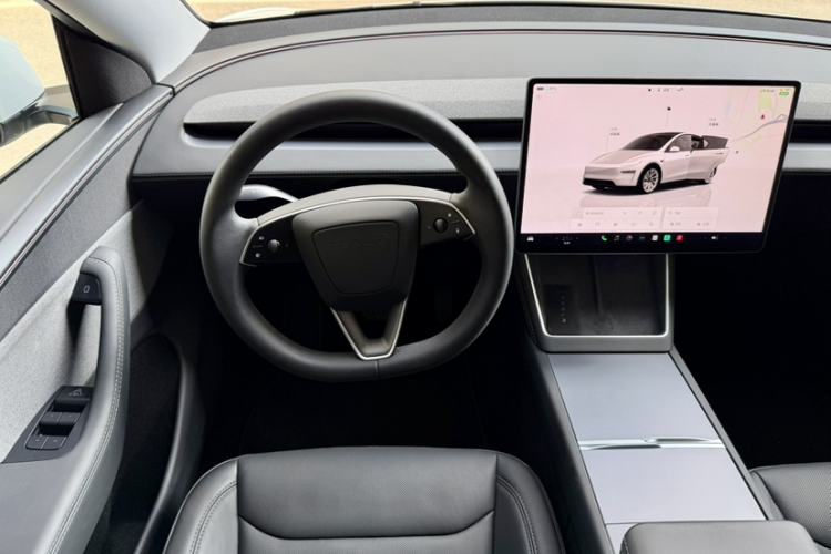 Used Tesla Model Y 2025 Rear-Wheel Drive First Edition