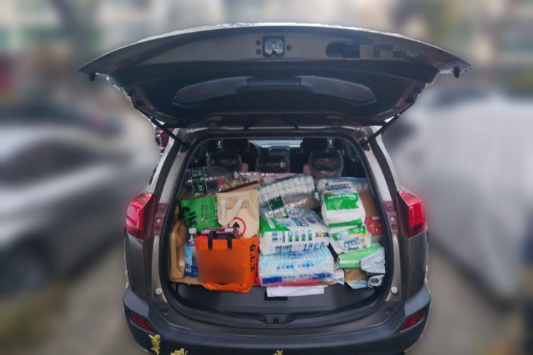 Used Toyota RAV4 2015 2.0L CVT Two-Wheel Drive Fashion Edition