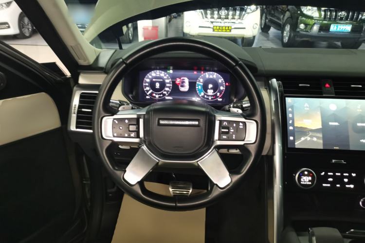 Used Land Rover Discovery 2021 360 PS R-Dynamic HSE
