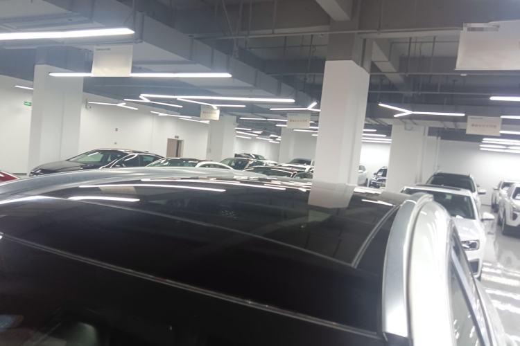 Used Mercedes-Benz GLC 2018 Facelift GLC 260 4MATIC Luxury Edition
