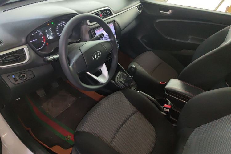 Used Hyundai Verna (older generation) 2017 1.4L Manual Refreshed Version China V Standard