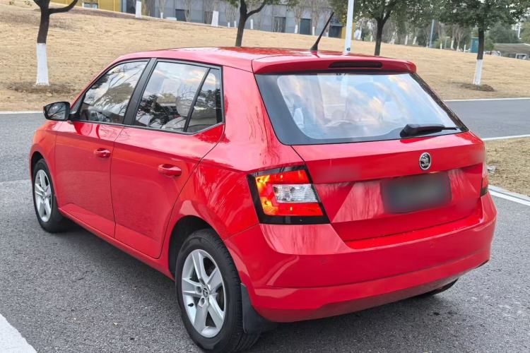 Used Skoda Fabia 2016 1.4L Automatic Car Enjoy Edition