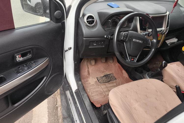 Used Haval H1 2017 Red-Label 1.5L Manual Comfort Model
