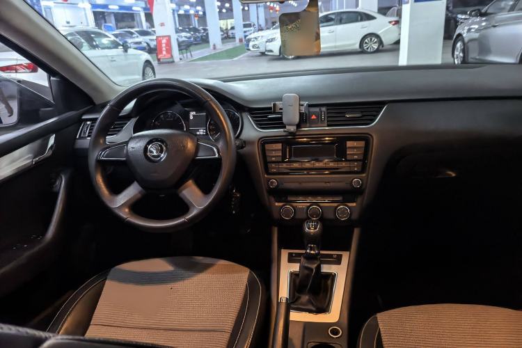 Used Skoda Octavia 2016 1.6L Manual Trend Edition
