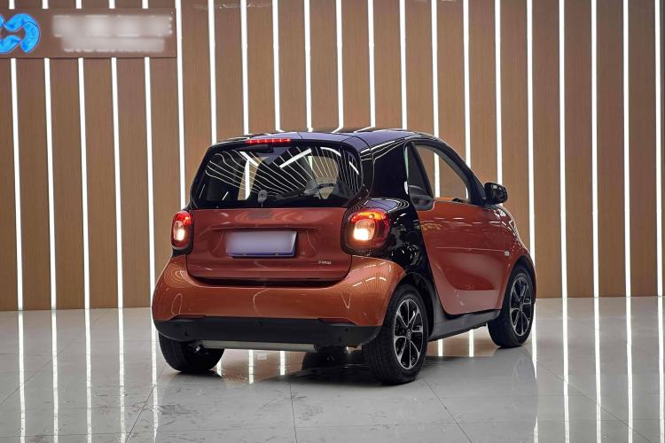 Used  fortwo 2015 1.0L 52 kW Hardtop Passion Edition
