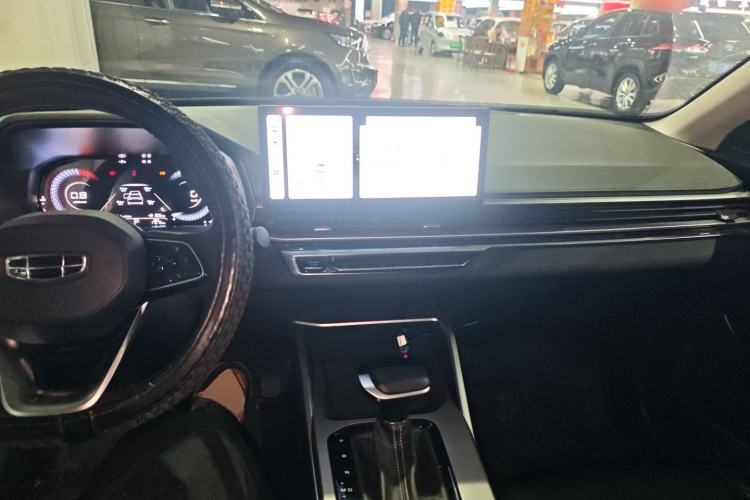 Used Geely Auto Emgrand 2023 4th Generation Champion Edition 1.5L CVT Prestige Model