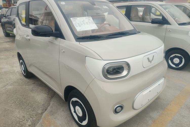Used Wuling Hongguang MINIEV 2024 3rd Generation 215km Youth Edition
