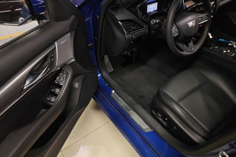 Used Cadillac CT5 2021 28T Luxury Version
