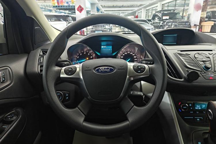 Used Ford Kuga 2015 1.5L GTDi Two-Wheel-Drive Comfort Model
