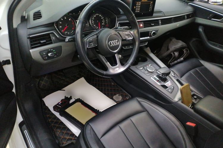 Used Audi A4L 2019 40 TFSI Ambition China VI