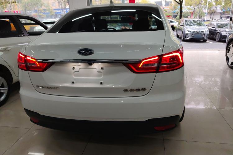 Used Ford Escort 2019 Revised Version 1.5L Automatic Enjoyment Type China VI Standard