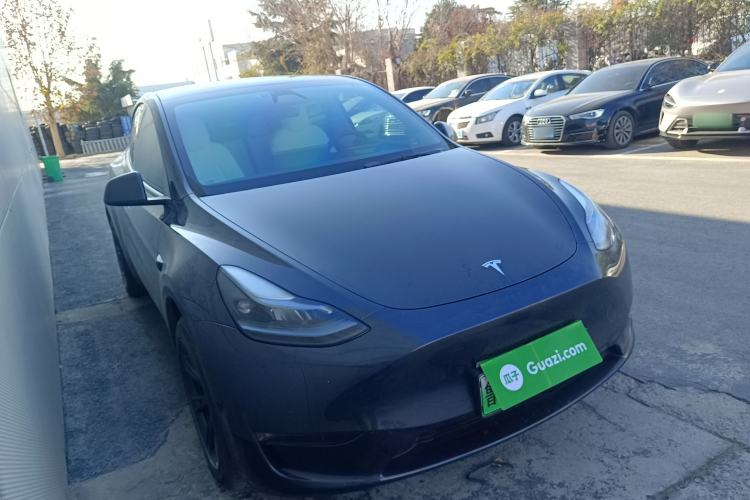 Used Tesla Model Y 2024 Long-Range All-Wheel-Drive Version