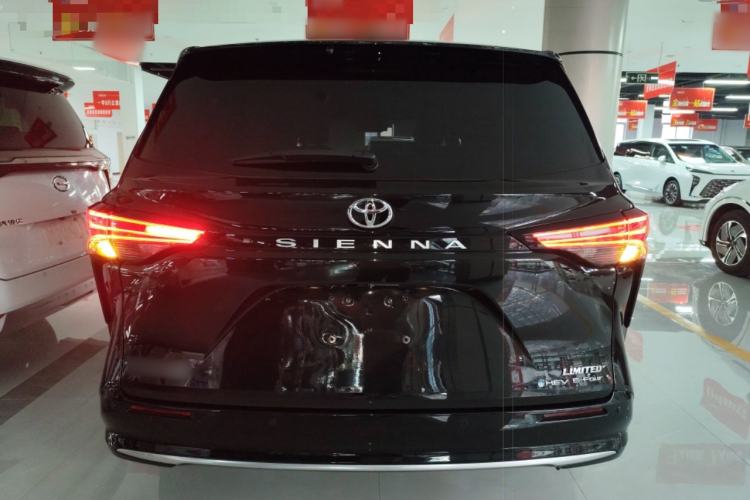 Used Toyota Sienna 2024 2.5L Hybrid Four-Wheel Drive Prestige Edition