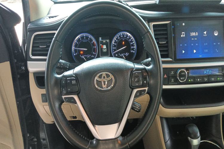 Used Toyota Highlander 2018 2.0T Four-Wheel Drive Prestige Version 7 Seats China VI Standard