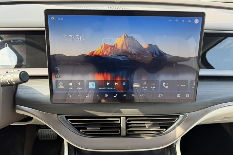 Used Denza D9 2022 DM-i 970 Four-Wheel Drive Prestige Model
