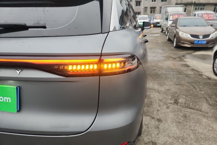 Used Chery Tiggo 8 L 2024 2.0T Two-Wheel Drive Prestige Version 5 Seats