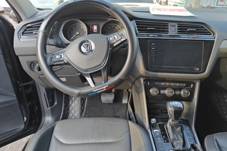 Used Volkswagen Tiguan L 2020 330TSI Automatic Two-Wheel Drive Panoramic Comfort Edition China VI Standard