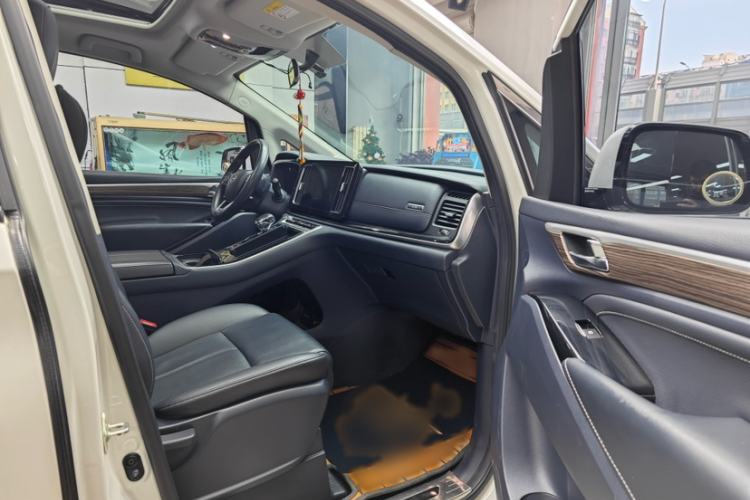 Used GAC Trumpchi M8 2021 Lingxiu Series 390T Deluxe Edition
