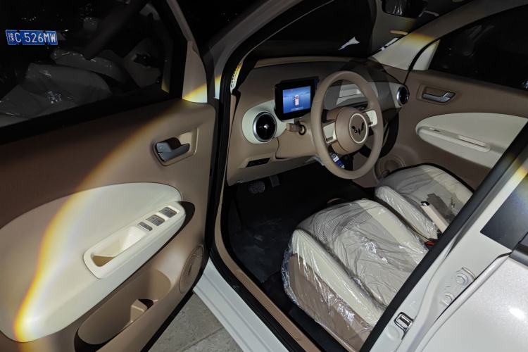 Used Wuling Hongguang MINIEV 2025 Four-Door Version Advanced Edition
