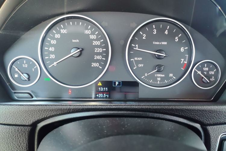 Used BMW 3 Series 2016 320i Fashion Model
