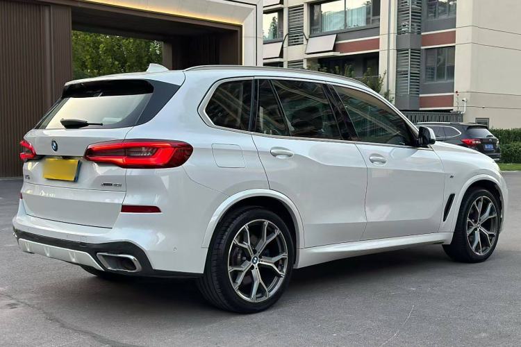Used BMW X5 2019 xDrive40i Luxury Model with M Sport Package