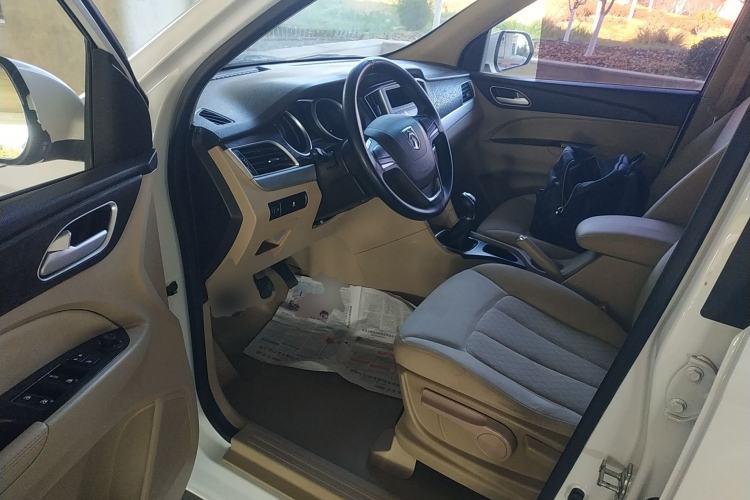 Used Baojun 730 2016 1.5L Manual Value Edition 7 Seats China V Emission Standard
