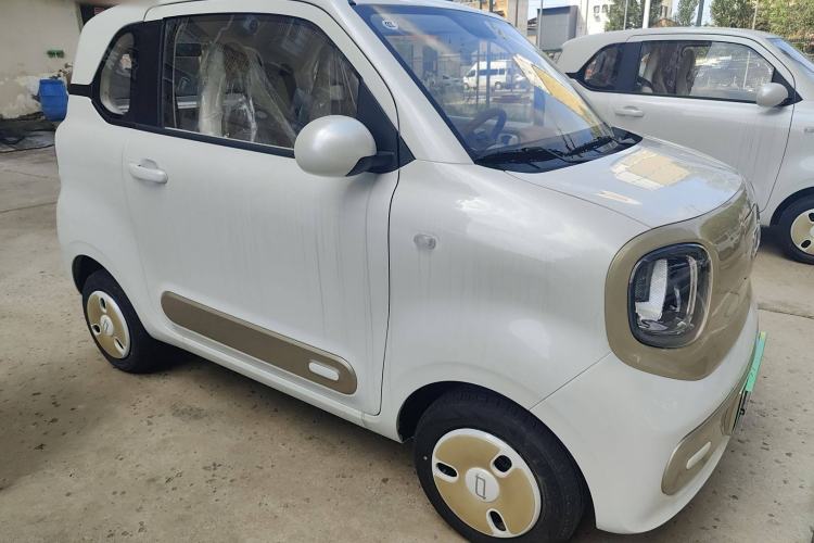 Used Bestune Pony 2025 222km Range Agile Horse
