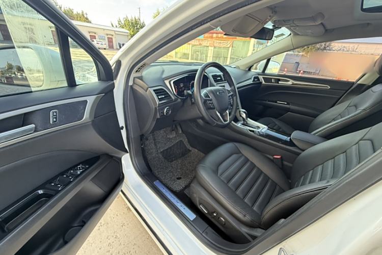 Used Ford Mondeo 2013 2.0L GTDi 200 Fashion Edition
