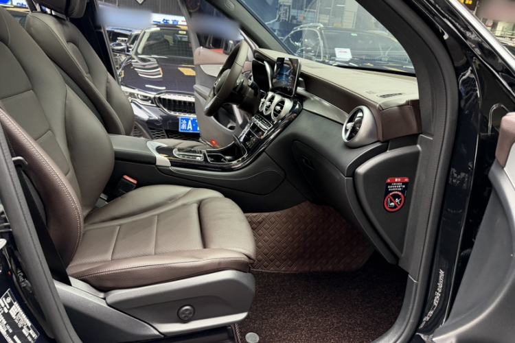 Used Mercedes-Benz GLC 2021 GLC 260 L 4MATIC Dynamic Edition
