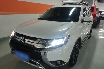 Used Mitsubishi Outlander 2020 2.4L 4x4 Zhi Xiang Edition 5 Seats