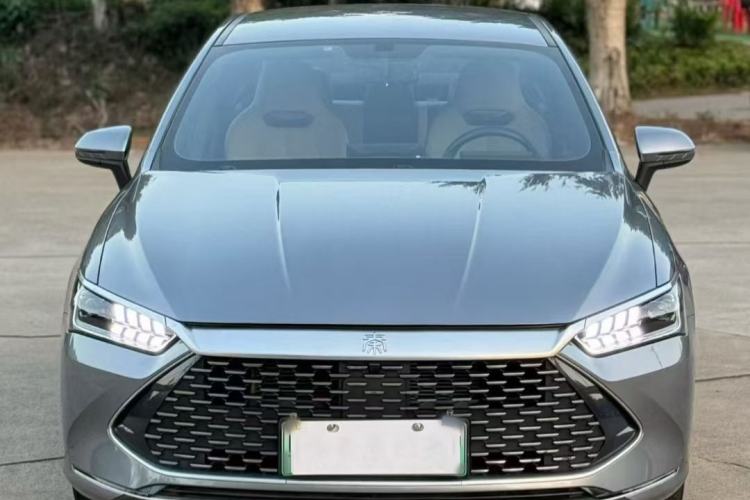 Used BYD Qin PLUS 2023 Champion Edition DM-i 55KM Leading Model
