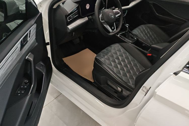 Used Volkswagen Sagitar 2023 300TSI DSG Excellence Edition
