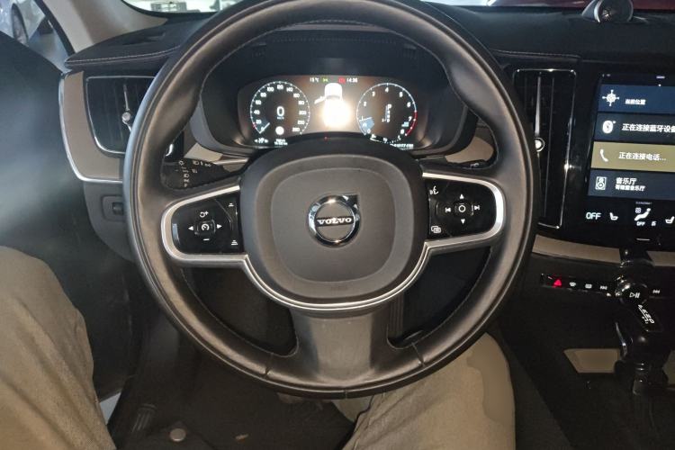 Used Volvo XC60 2018 T5 4x4 Zhiya Luxury Edition