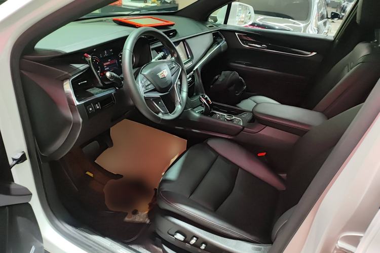 Used Cadillac XT5 2021 28T Luxury Version
