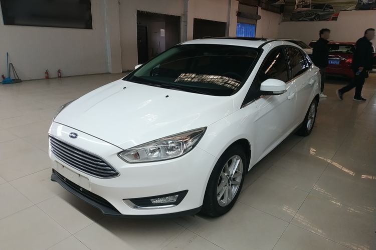 Used Ford Focus 2018 Sedan Classic EcoBoost 180 Automatic Elite Model