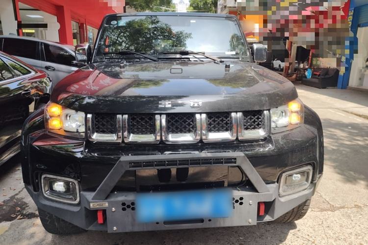 Used Beijing Auto BJ40 2019 PLUS 2.3T Automatic Four-Wheel Drive Premium Edition China VI
