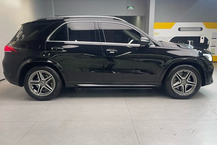 Used Mercedes-Benz GLE 2021 GLE 450 4MATIC Stylish Model
