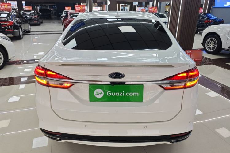 Used Ford Mondeo 2017 EcoBoost 200 Luxury Model
