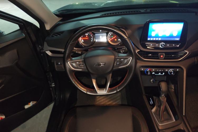 Used Chevrolet Orlando 2019 Redline 530T Automatic Enjoyment Version (5+2 Seating) China VI
