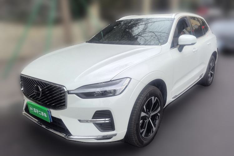 Used Volvo XC60 2026 B5 4x4 Smart Luxury Edition