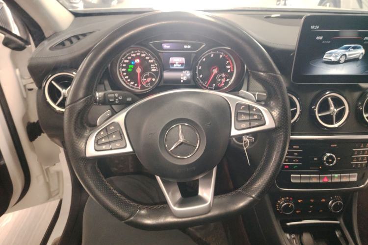 Used Mercedes-Benz GLA 2019 GLA 200 Fashion Model