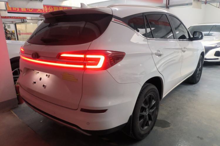 Used BYD Song 2021 Classic Edition 1.5T Automatic Elite Model
