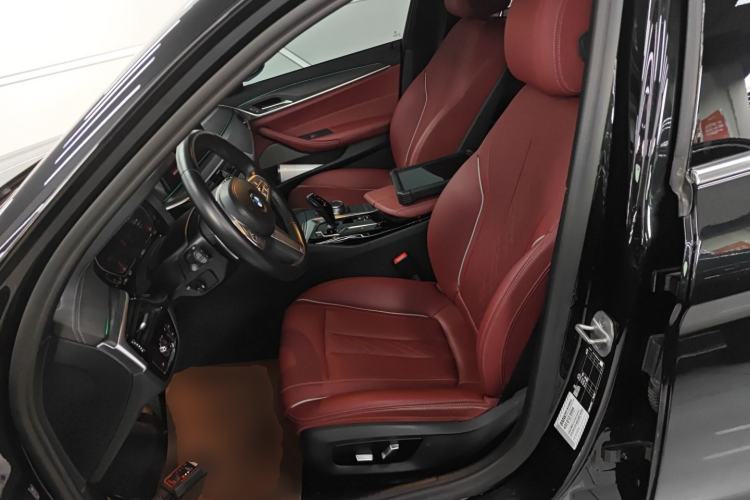 Used BMW 5 Series 2022 Second Facelift 530Li Leading Edition M Sport Package
