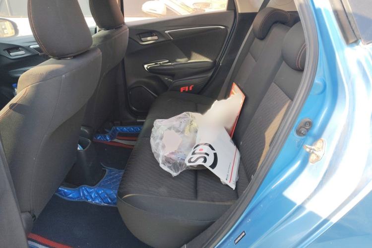 Used Honda Fit 2018 1.5L CVT Trendy Run+ Edition
