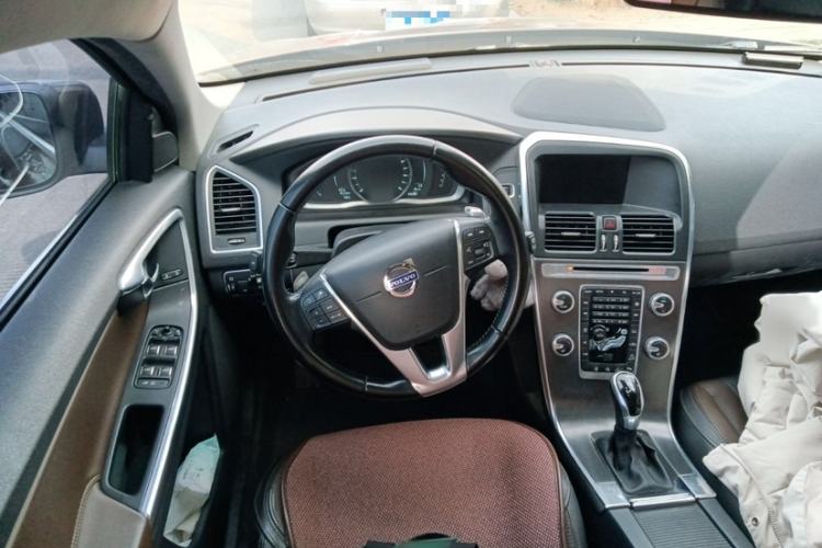 Used Volvo XC60 2015 T5 AWD Smart Drive Edition