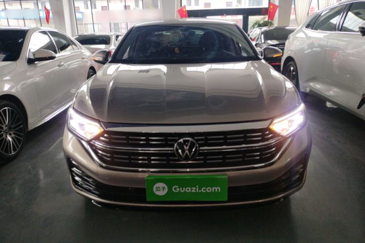 Used Volkswagen Sagitar 2023 200TSI DSG Excellence Edition
